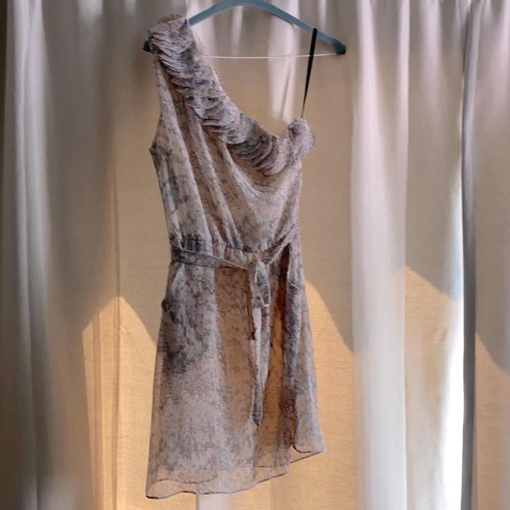 One shoulder pastel mini dress EUC